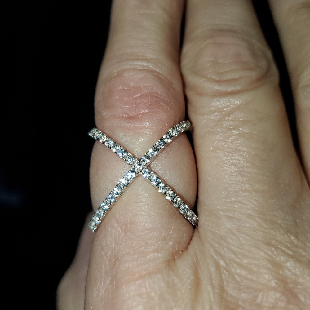NWT Sterling Silver Crystal Ring Size 6